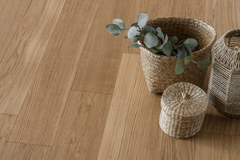 Pure forest white cream